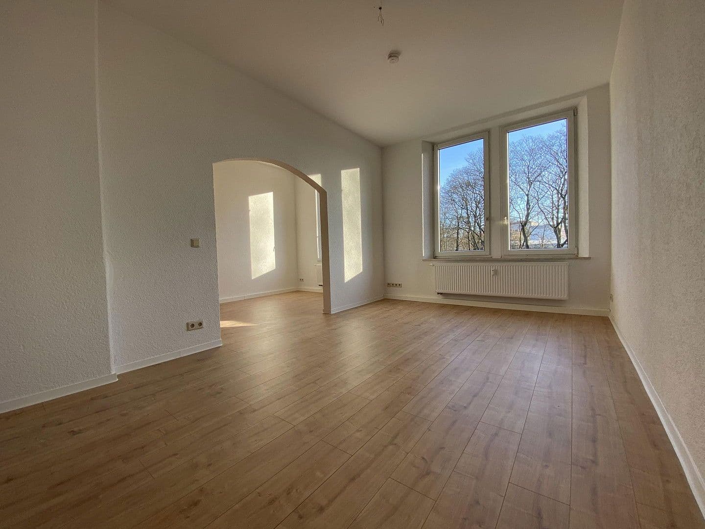 1 bedroom with open-plan kitchen flat to rent, 94 m², Hof, Bavaria 1 bedroom with open-plan kitchen flat to rent, 94 m², Hof, Bavaria
