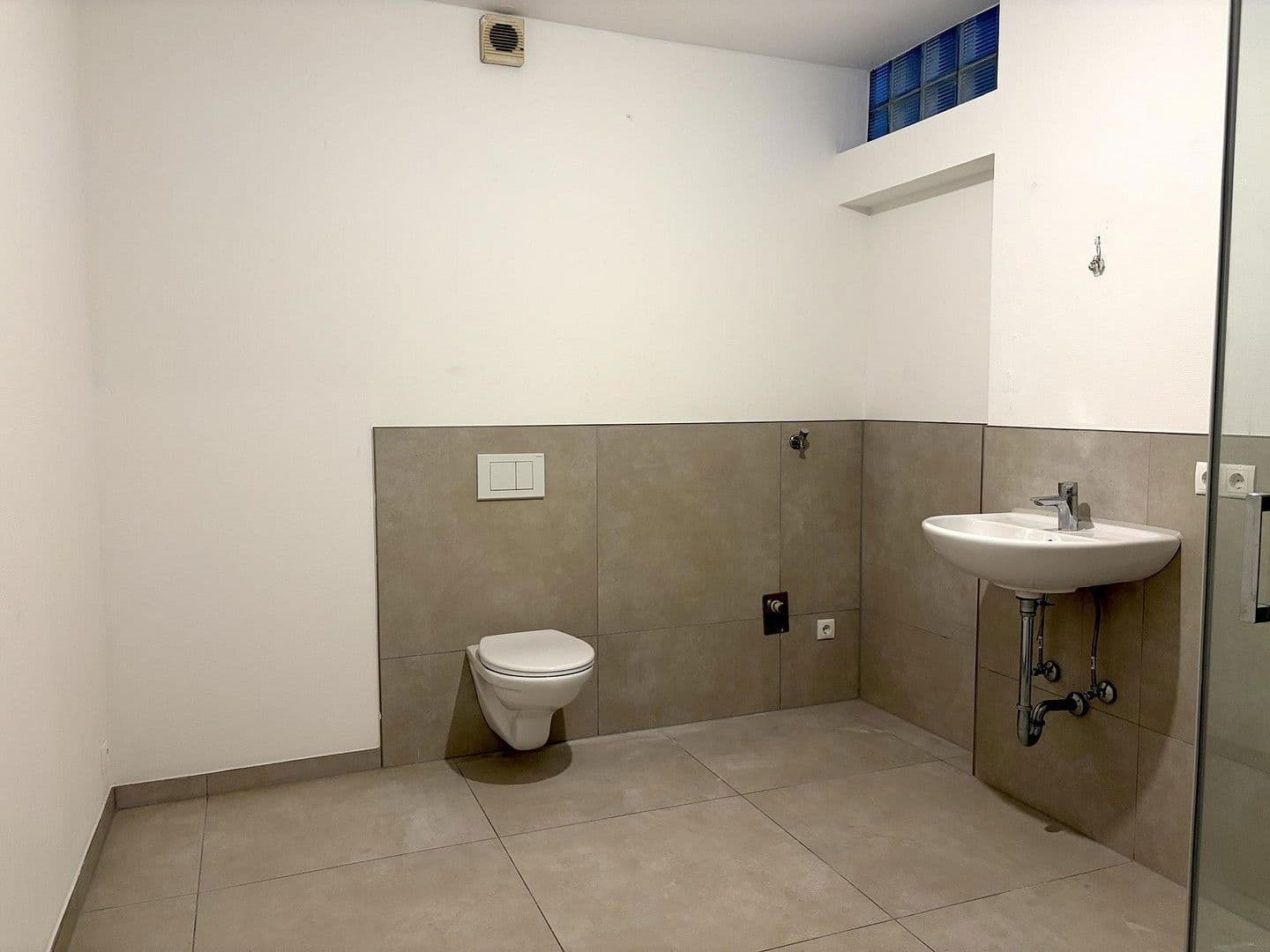 2 bedroom flat to rent, 65 m², Rheinstr. 39, Baden-Baden, Baden-Württemberg 2 bedroom flat to rent, 65 m², Rheinstr. 39, Baden-Baden, Baden-Württemberg