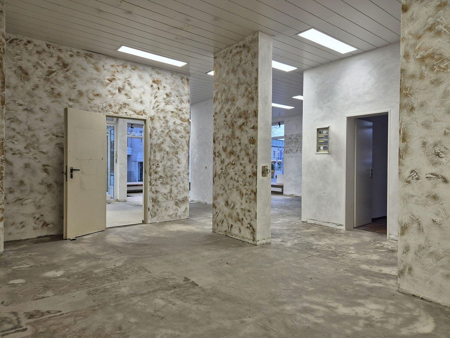 non-residential property to rent, 126 m², Bahnhofstr. 2, Bad Schwartau, Schleswig-Holstein non-residential property to rent, 126 m², Bahnhofstr. 2, Bad Schwartau, Schleswig-Holstein