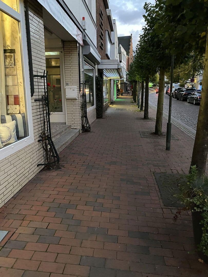 non-residential property to rent, 126 m², Bahnhofstr. 2, Bad Schwartau, Schleswig-Holstein non-residential property to rent, 126 m², Bahnhofstr. 2, Bad Schwartau, Schleswig-Holstein