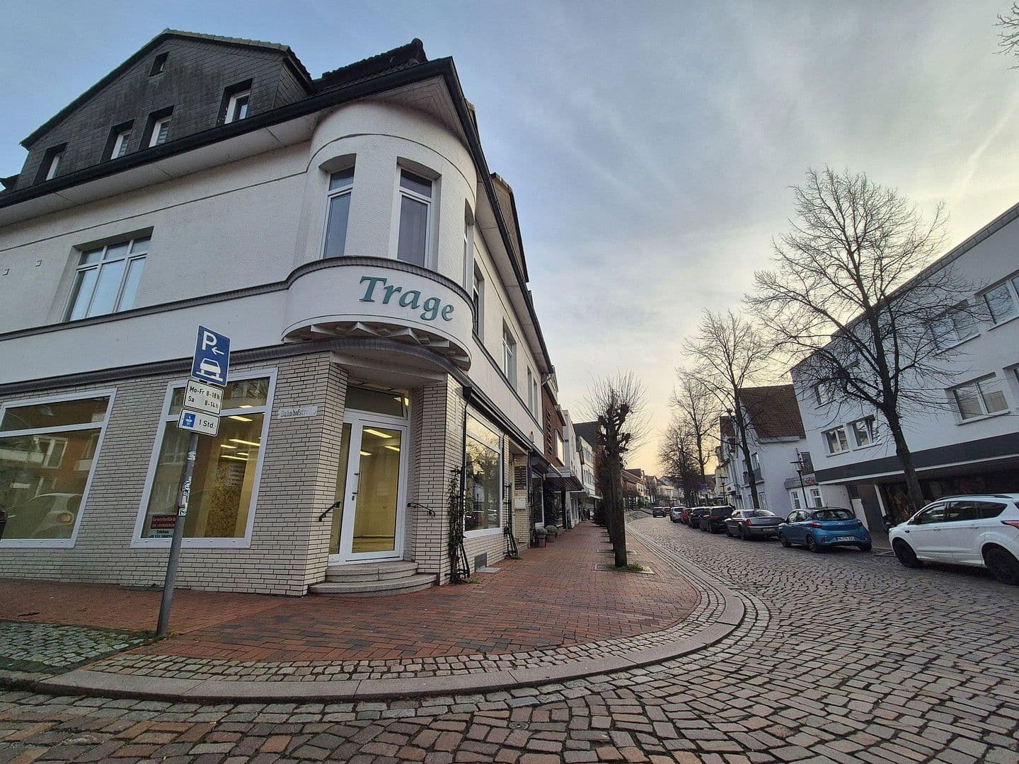 non-residential property to rent, 126 m², Bahnhofstr. 2, Bad Schwartau, Schleswig-Holstein non-residential property to rent, 126 m², Bahnhofstr. 2, Bad Schwartau, Schleswig-Holstein