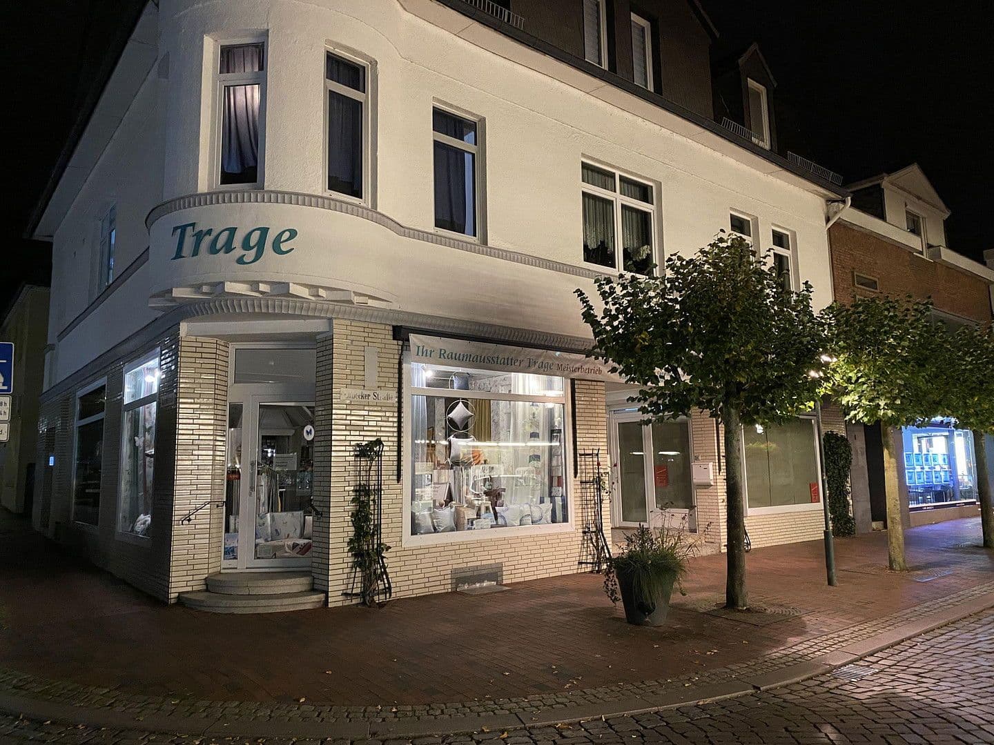 non-residential property to rent, 126 m², Bahnhofstr. 2, Bad Schwartau, Schleswig-Holstein non-residential property to rent, 126 m², Bahnhofstr. 2, Bad Schwartau, Schleswig-Holstein