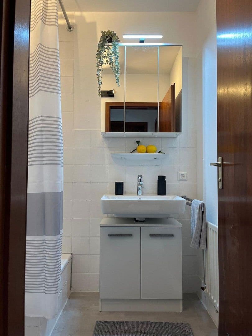 2 bedroom flat to rent, 39 m², Tübingen, Baden-Württemberg 2 bedroom flat to rent, 39 m², Tübingen, Baden-Württemberg