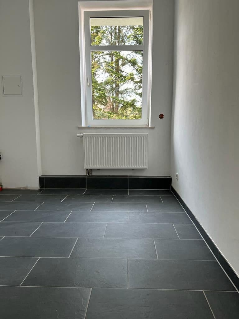 3 bedroom with open-plan kitchen flat to rent, 97 m², Zum Lindenhof 18, Limbach-Oberfrohna, Saxony 3 bedroom with open-plan kitchen flat to rent, 97 m², Zum Lindenhof 18, Limbach-Oberfrohna, Saxony