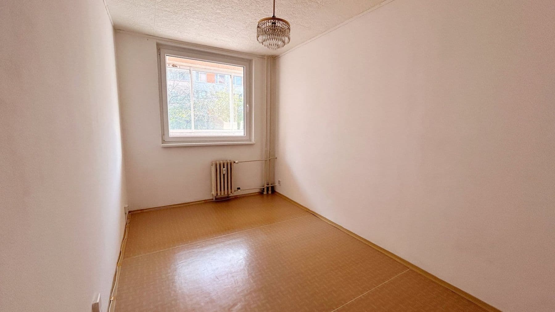 1 bedroom with open-plan kitchen flat to rent, 49 m², Poděbradova, Kladno, Středočeský Region 1 bedroom with open-plan kitchen flat to rent, 49 m², Poděbradova, Kladno, Středočeský Region