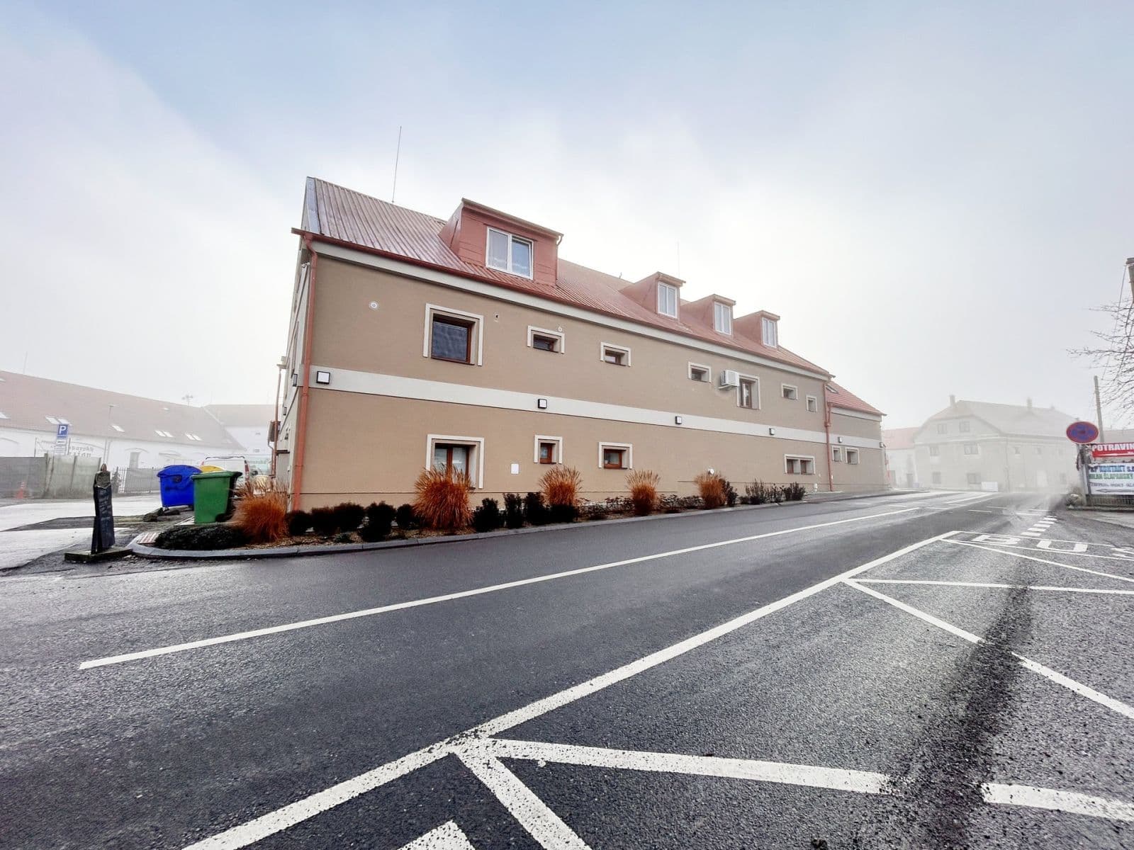 Studio flat to rent, 27 m², Družstevní, Chýně, Středočeský Region Studio flat to rent, 27 m², Družstevní, Chýně, Středočeský Region