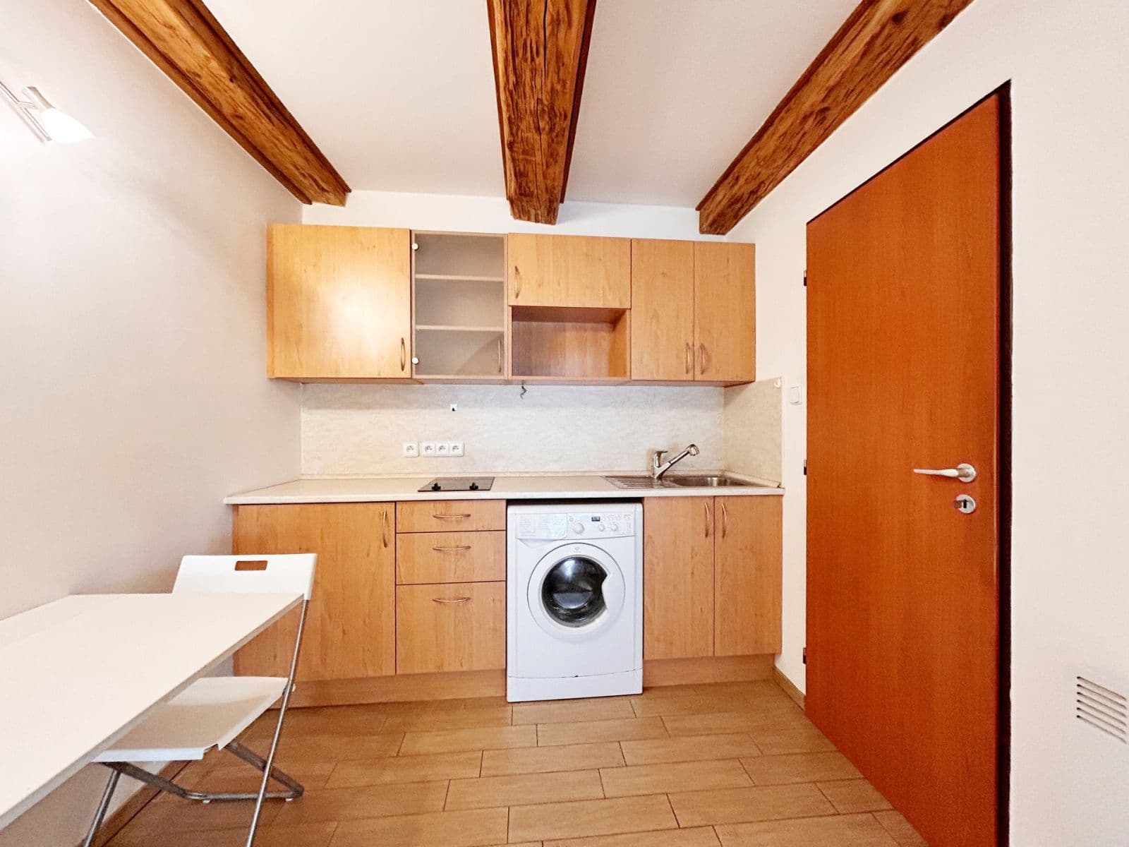 Studio flat to rent, 27 m², Družstevní, Chýně, Středočeský Region Studio flat to rent, 27 m², Družstevní, Chýně, Středočeský Region