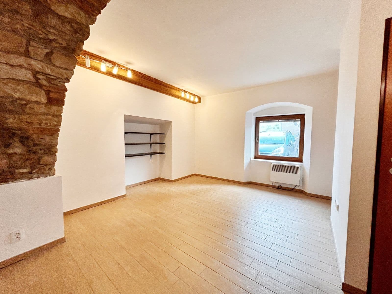 Studio flat to rent, 27 m², Družstevní, Chýně, Středočeský Region Studio flat to rent, 27 m², Družstevní, Chýně, Středočeský Region