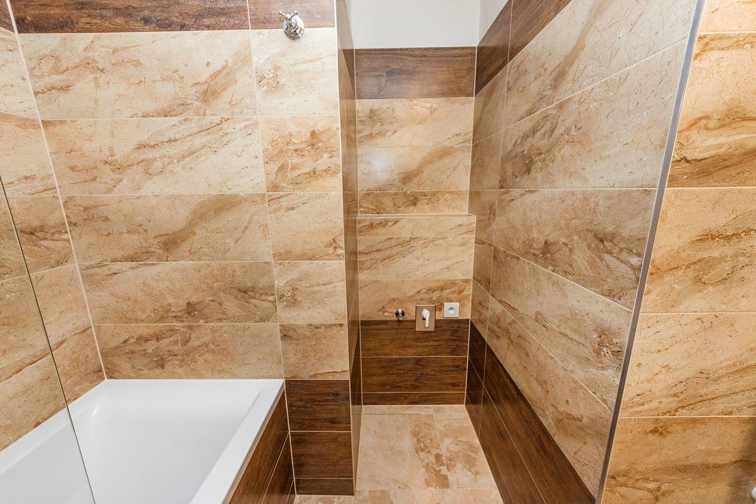 2 bedroom with open-plan kitchen flat to rent, 63 m², Miloše Havla, Prague, Prague 2 bedroom with open-plan kitchen flat to rent, 63 m², Miloše Havla, Prague, Prague