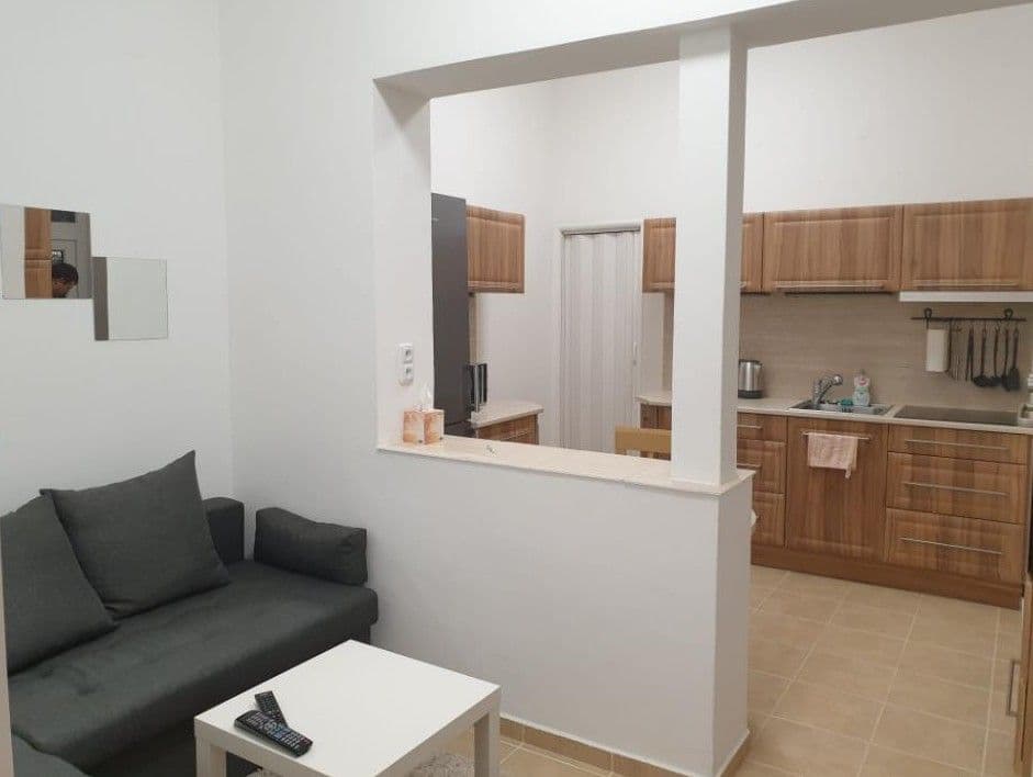 1 bedroom with open-plan kitchen flat to rent, 36 m², Charbulova, Brno, Jihomoravský Region 1 bedroom with open-plan kitchen flat to rent, 36 m², Charbulova, Brno, Jihomoravský Region