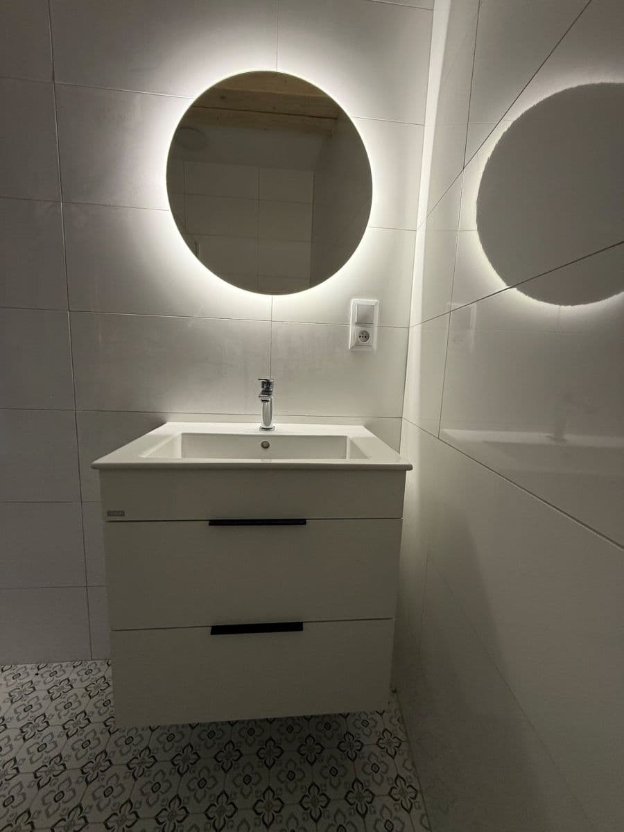 1 bedroom with open-plan kitchen flat to rent, 43 m², Hněvotín, Olomoucký Region 1 bedroom with open-plan kitchen flat to rent, 43 m², Hněvotín, Olomoucký Region