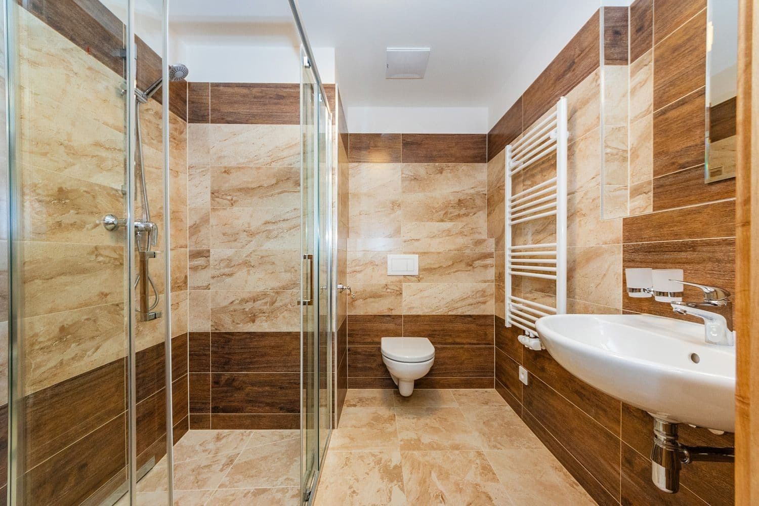 1 bedroom with open-plan kitchen flat to rent, 47 m², Miloše Havla, Prague, Prague 1 bedroom with open-plan kitchen flat to rent, 47 m², Miloše Havla, Prague, Prague