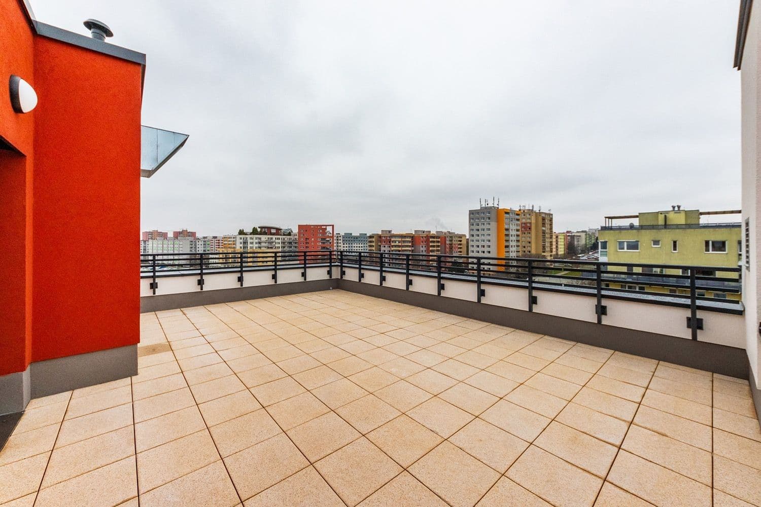 1 bedroom with open-plan kitchen flat to rent, 47 m², Miloše Havla, Prague, Prague 1 bedroom with open-plan kitchen flat to rent, 47 m², Miloše Havla, Prague, Prague