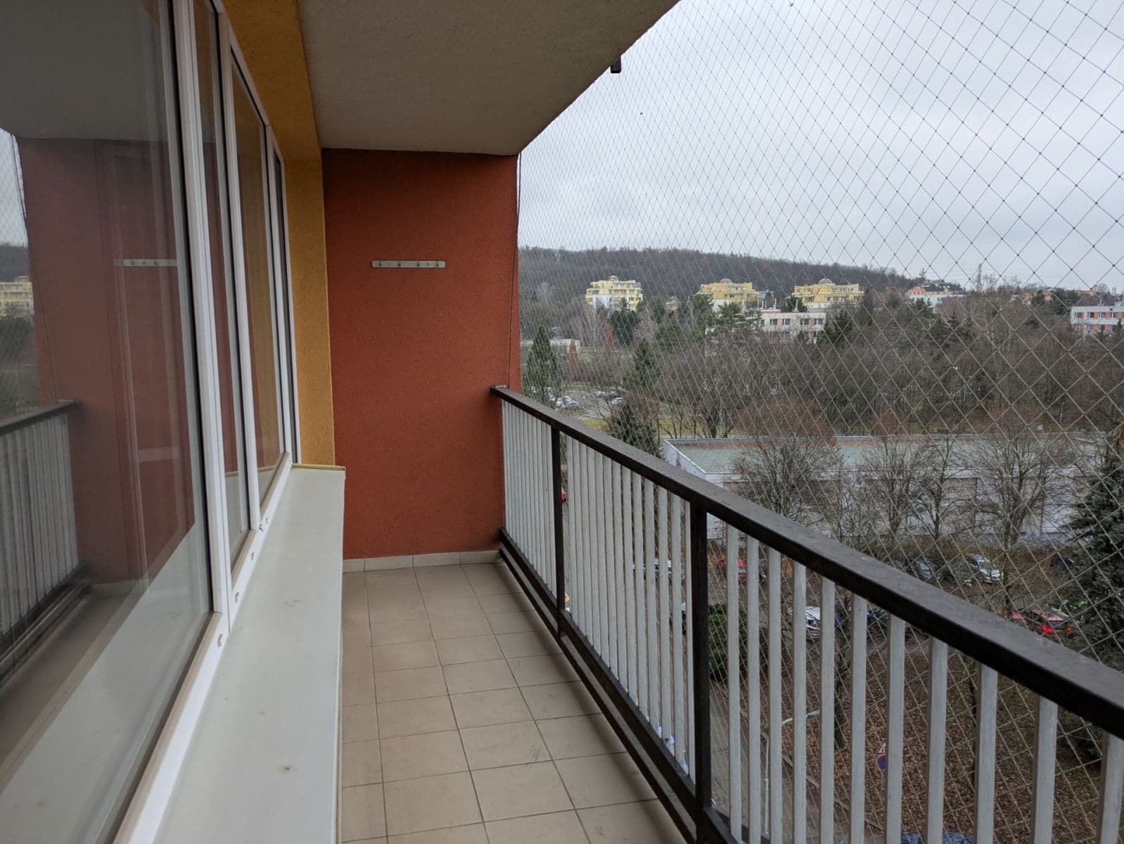 1 bedroom with open-plan kitchen flat to rent, 46 m², Famfulíkova, Prague, Prague 1 bedroom with open-plan kitchen flat to rent, 46 m², Famfulíkova, Prague, Prague