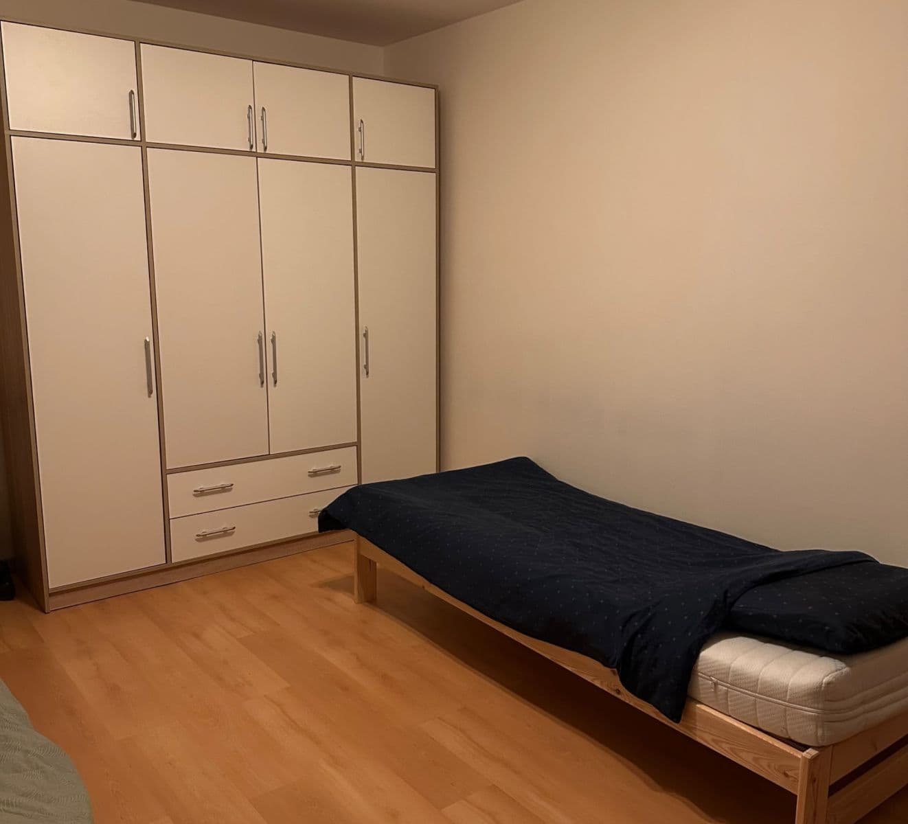 3 bedroom flat to rent, 13 m², Nad Dalmatinkou, Plzeň, Plzeňský Region 3 bedroom flat to rent, 13 m², Nad Dalmatinkou, Plzeň, Plzeňský Region