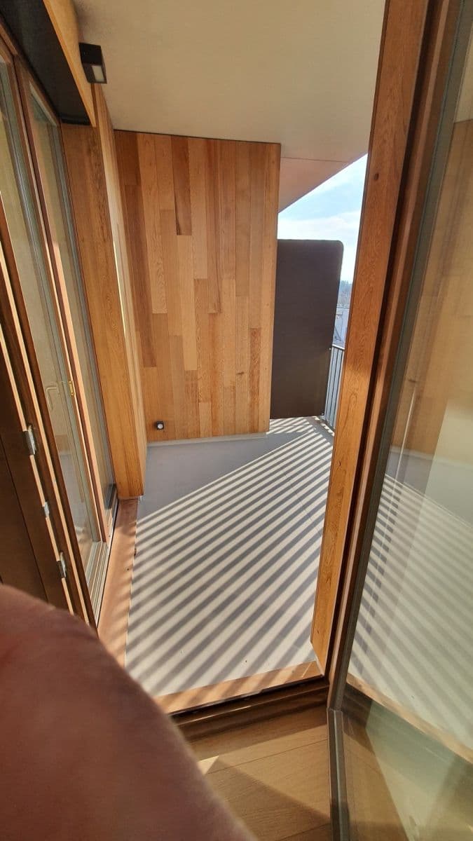 1 bedroom with open-plan kitchen flat to rent, 71 m², Vrátnická, Prague, Prague 1 bedroom with open-plan kitchen flat to rent, 71 m², Vrátnická, Prague, Prague