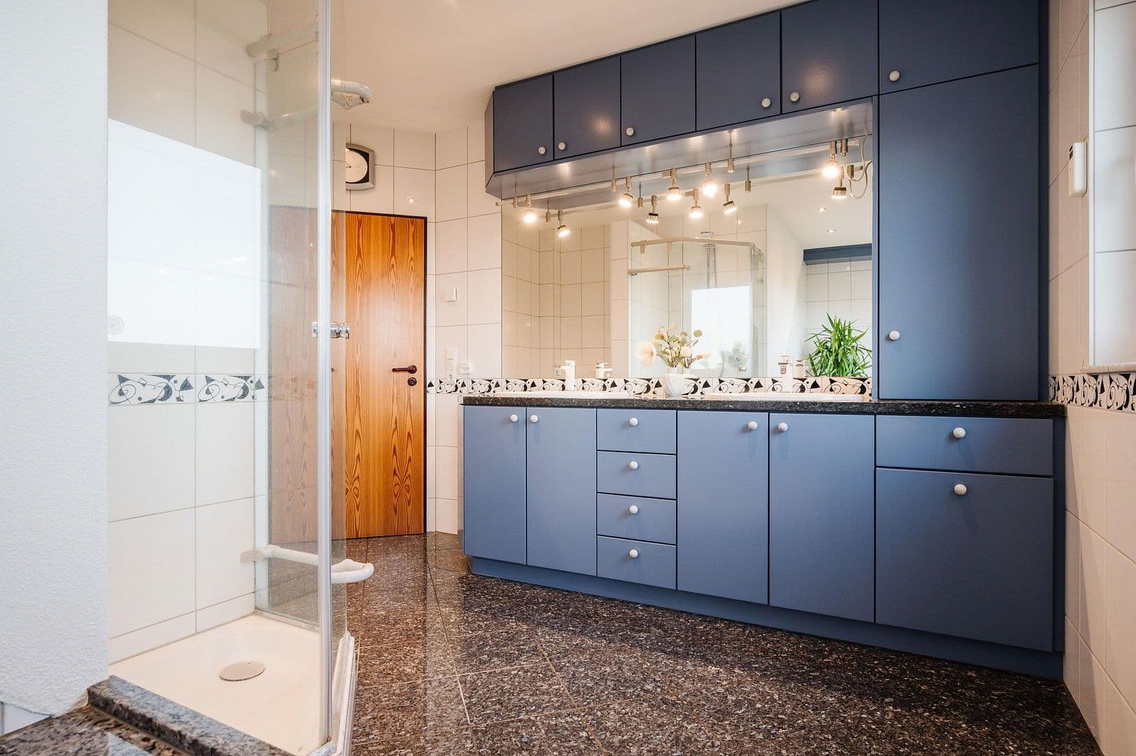 house for sale, 240 m², Wingertsweg 4, Roßdorf, Hesse house for sale, 240 m², Wingertsweg 4, Roßdorf, Hesse