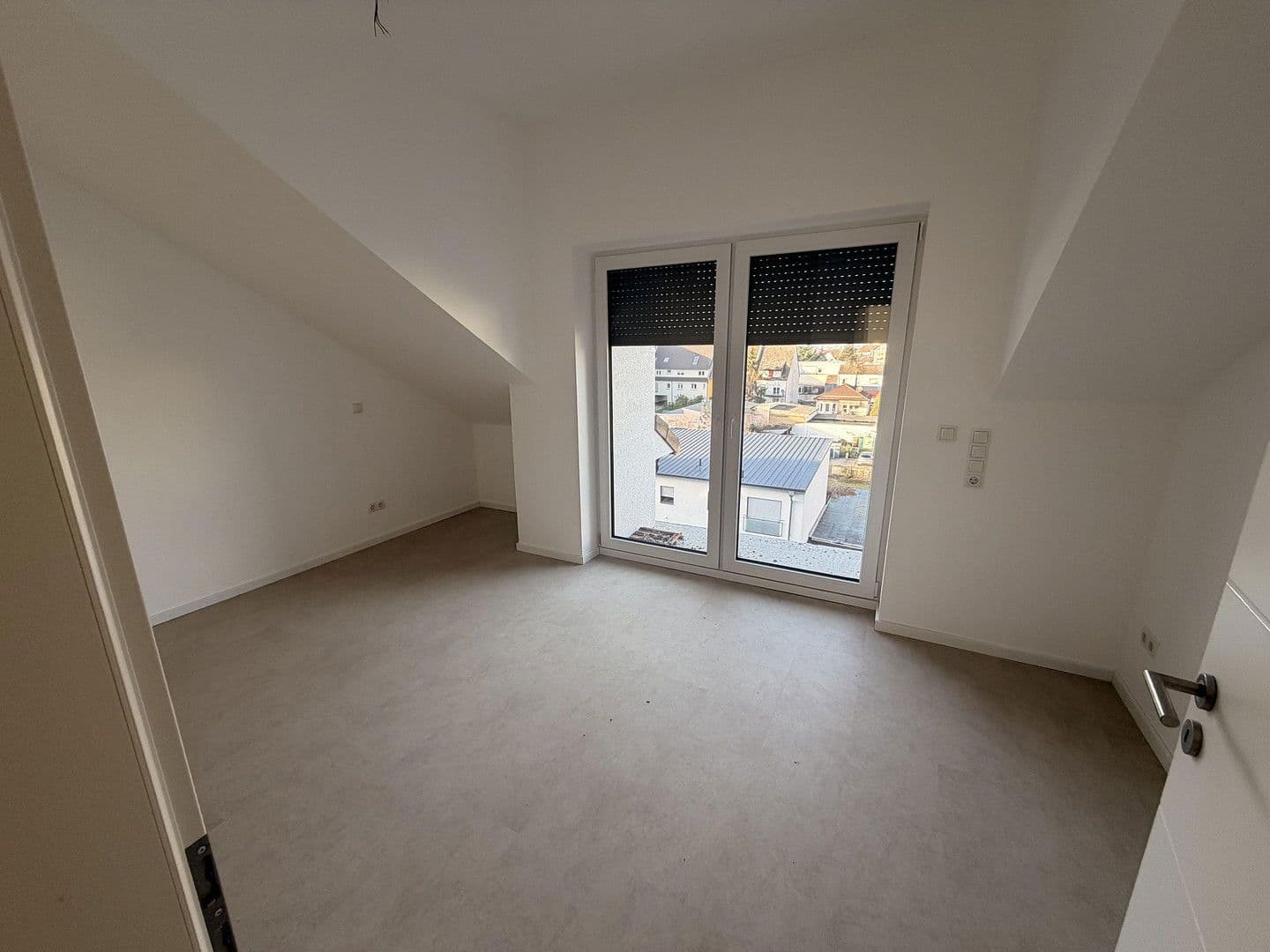 4 bedroom flat to rent, 144 m², Neuhofer Straße 45, Mannheim, Baden-Württemberg 4 bedroom flat to rent, 144 m², Neuhofer Straße 45, Mannheim, Baden-Württemberg