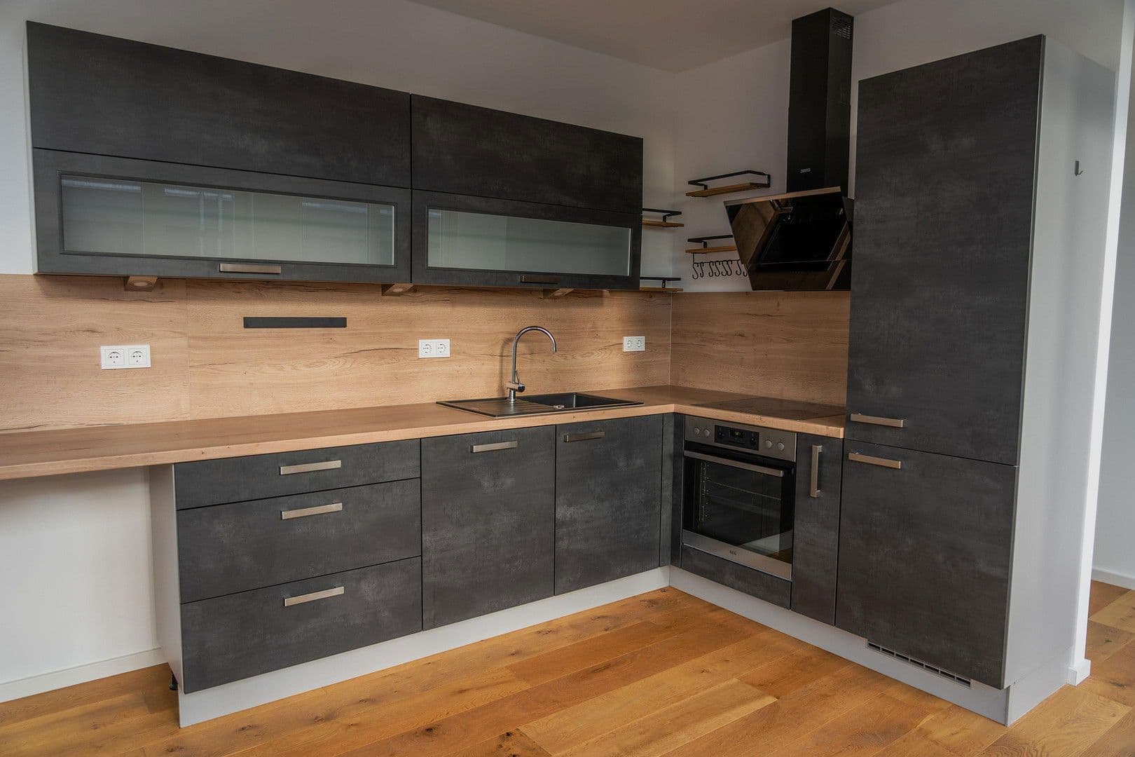 2 bedroom flat for sale, 81 m², Einbecker Str. 45, Berlin, Berlin 2 bedroom flat for sale, 81 m², Einbecker Str. 45, Berlin, Berlin