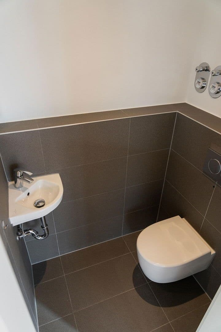 2 bedroom flat for sale, 81 m², Einbecker Str. 45, Berlin, Berlin 2 bedroom flat for sale, 81 m², Einbecker Str. 45, Berlin, Berlin