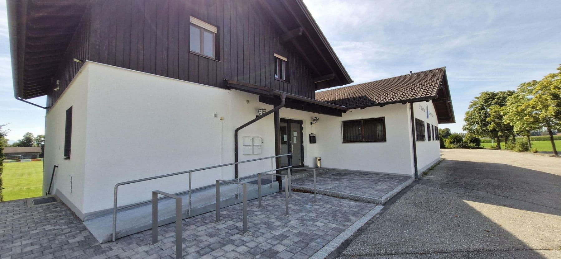 non-residential property to rent, 380 m², Hirschbergstraße 16, Wielenbach, Bavaria non-residential property to rent, 380 m², Hirschbergstraße 16, Wielenbach, Bavaria