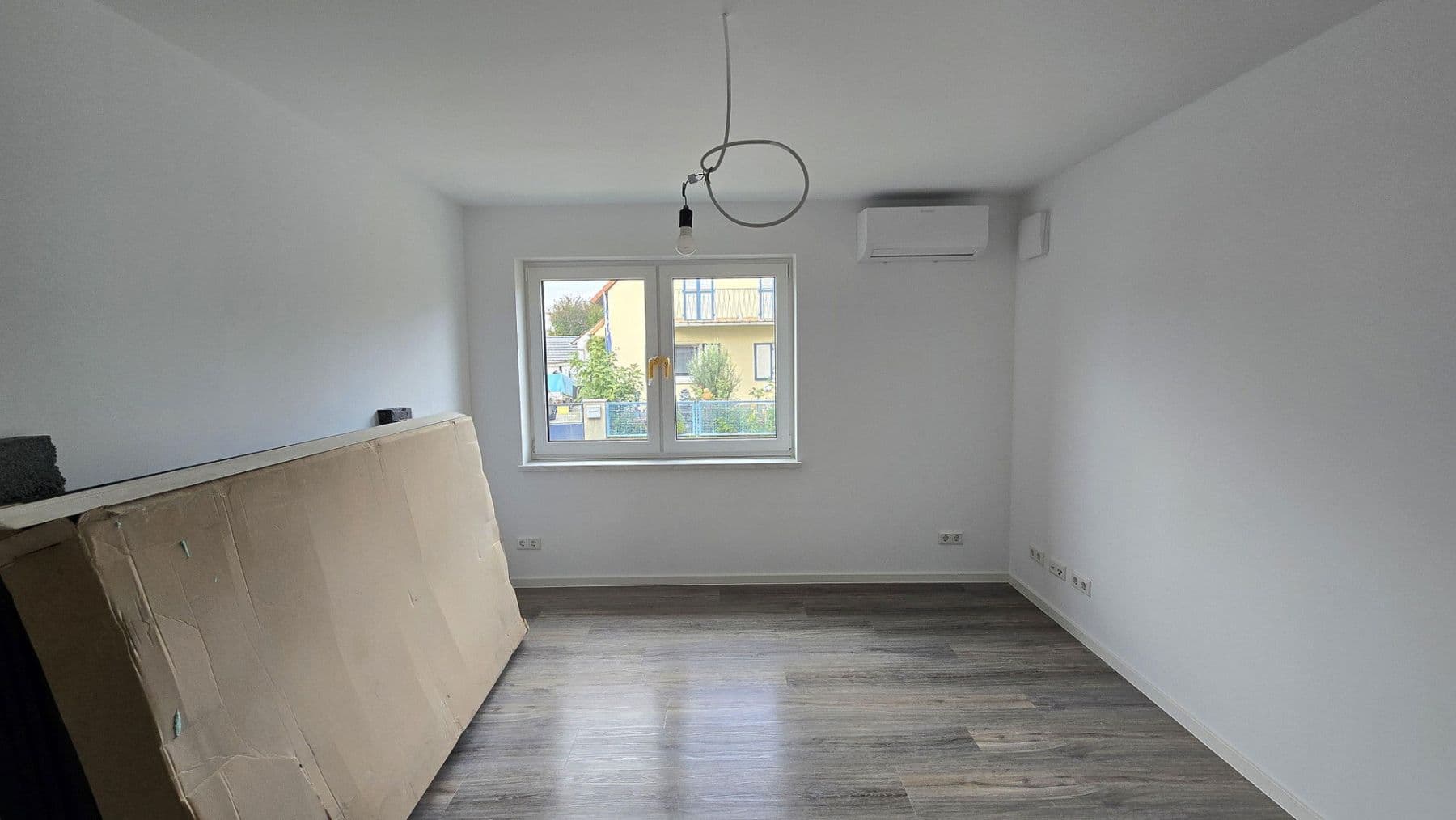 2 bedroom with open-plan kitchen flat to rent, 80 m², Römerberg, Rhineland-Palatinate 2 bedroom with open-plan kitchen flat to rent, 80 m², Römerberg, Rhineland-Palatinate