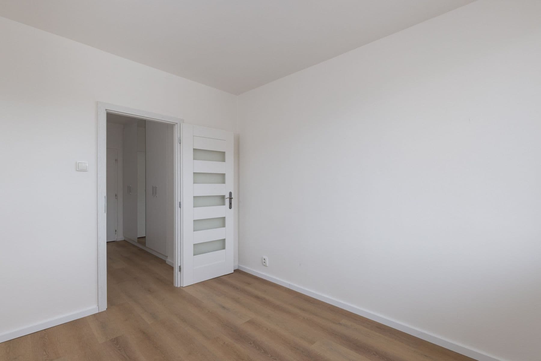 1 bedroom with open-plan kitchen flat to rent, 40 m², Golfová, Prague, Prague 1 bedroom with open-plan kitchen flat to rent, 40 m², Golfová, Prague, Prague