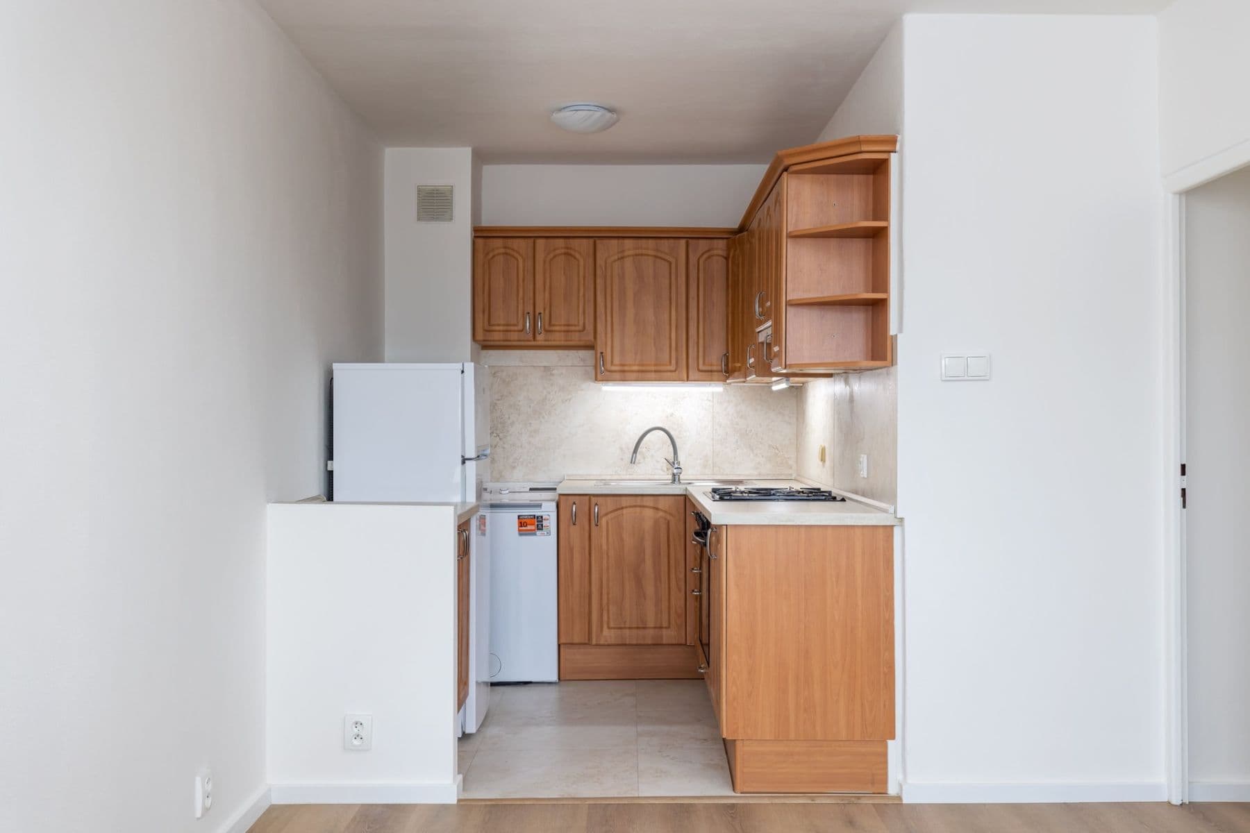 1 bedroom with open-plan kitchen flat to rent, 40 m², Golfová, Prague, Prague 1 bedroom with open-plan kitchen flat to rent, 40 m², Golfová, Prague, Prague