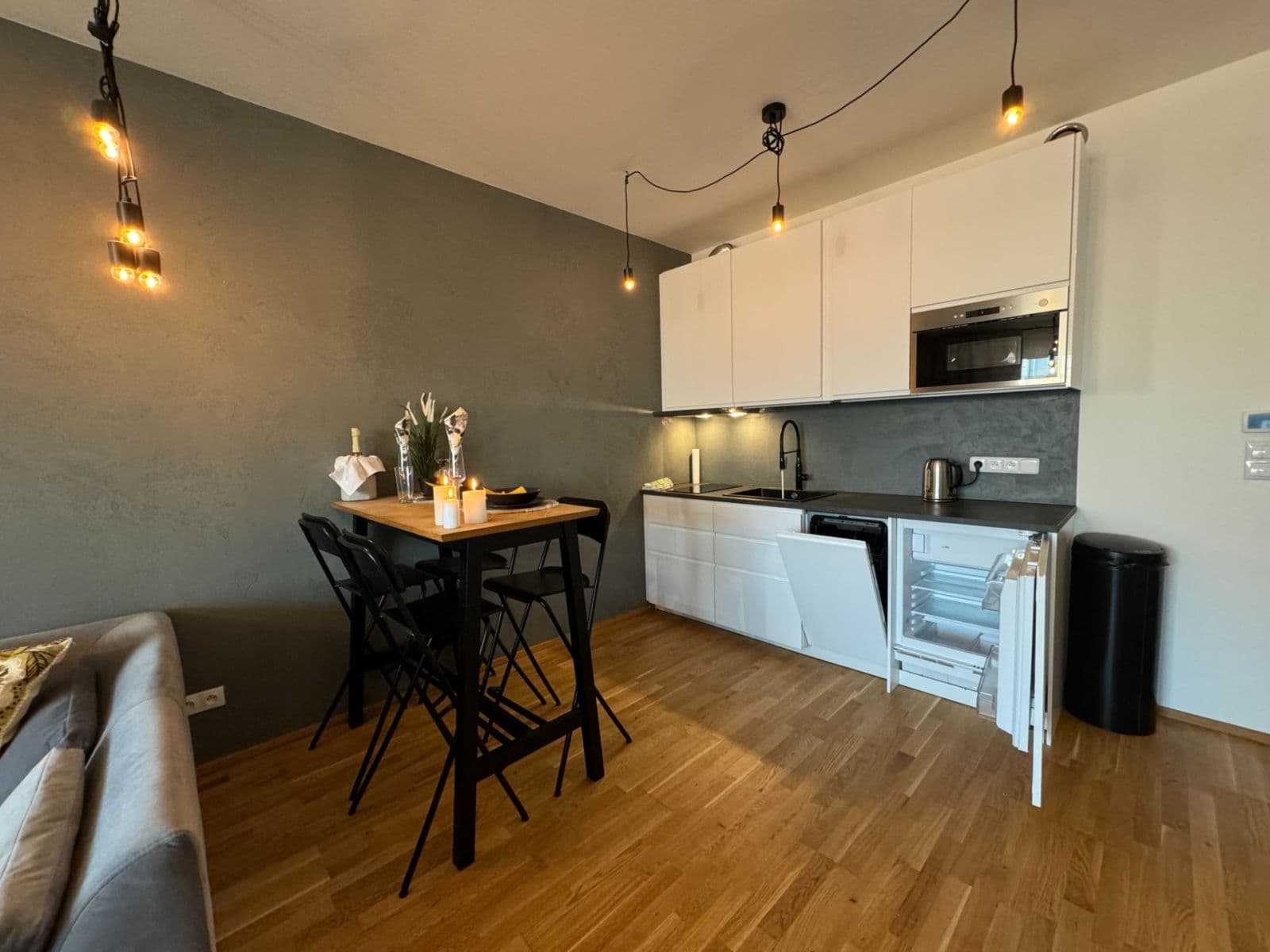 Studio flat to rent, 56 m², Argentinská, Prague, Prague Studio flat to rent, 56 m², Argentinská, Prague, Prague