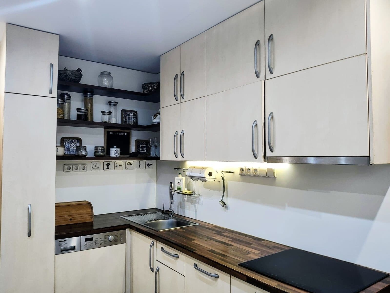 2 bedroom flat for sale, 53 m², Evropská, Prague, Prague 2 bedroom flat for sale, 53 m², Evropská, Prague, Prague