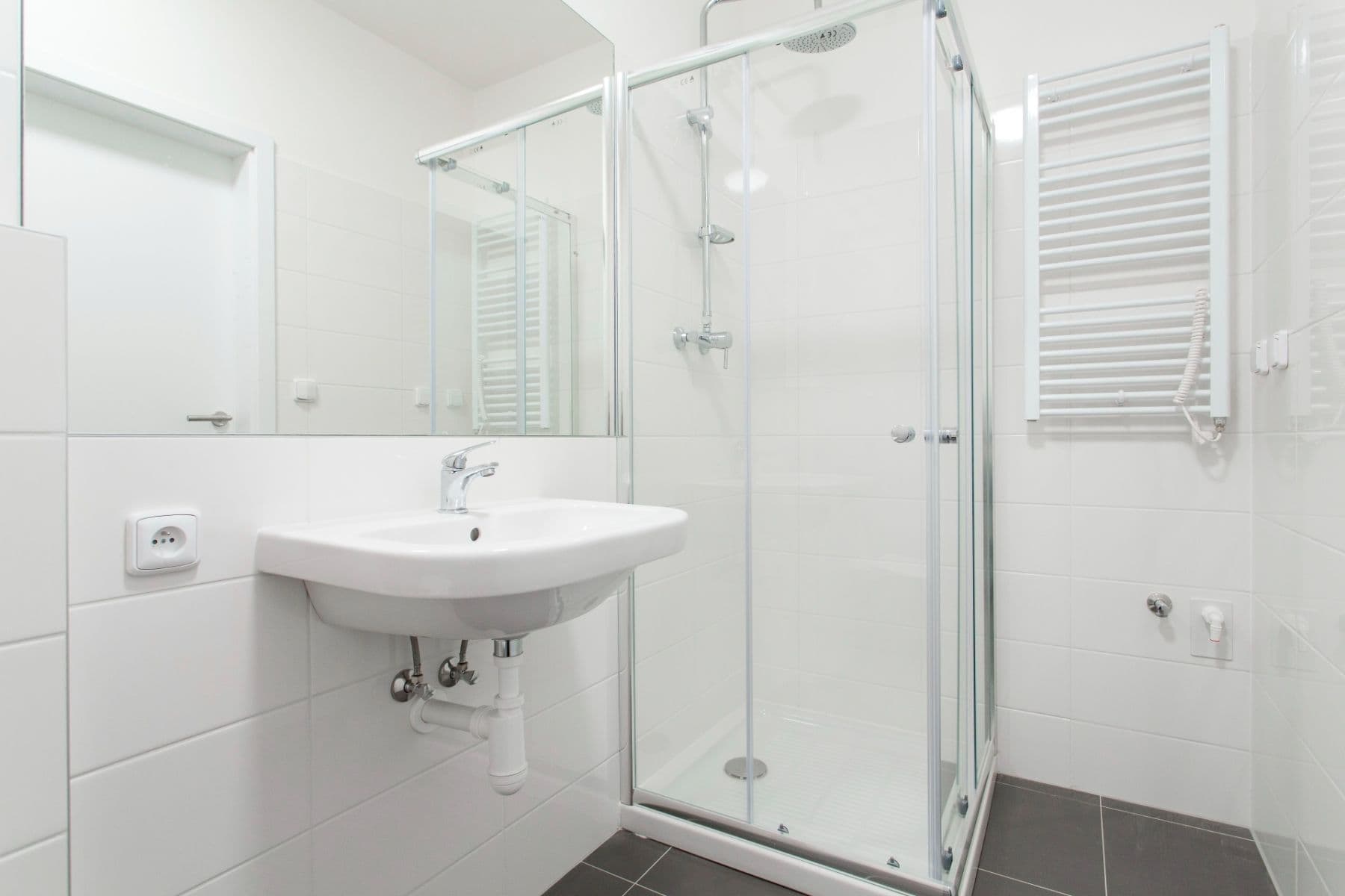 Studio flat to rent, 26 m², Peroutkova, Prague, Prague Studio flat to rent, 26 m², Peroutkova, Prague, Prague