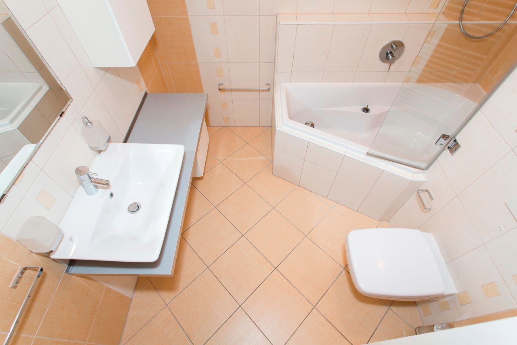 1 bedroom with open-plan kitchen flat to rent, 39 m², Raichlova, Prague, Prague 1 bedroom with open-plan kitchen flat to rent, 39 m², Raichlova, Prague, Prague