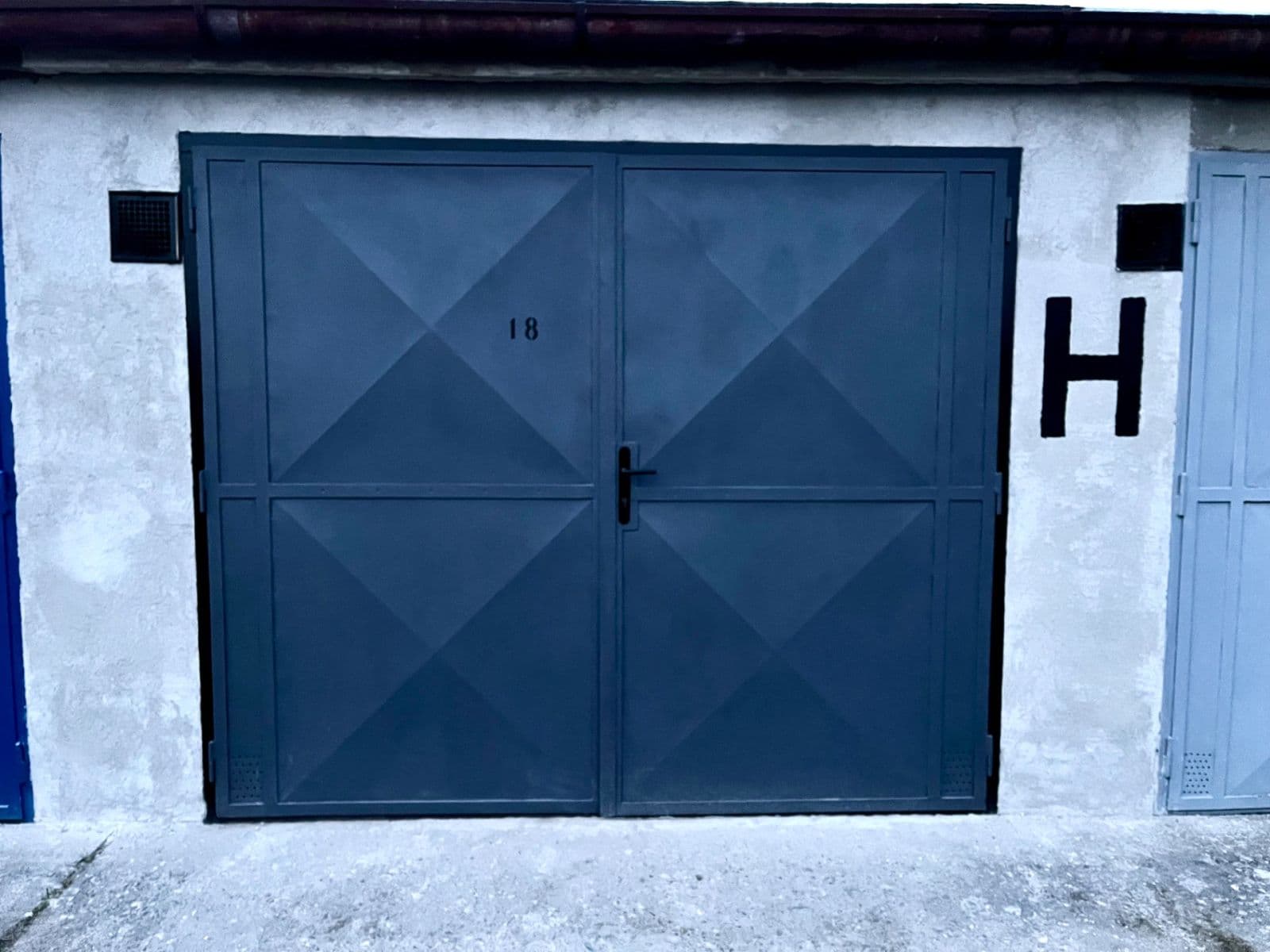 garage for sale, 19 m², Jana Zajíce, Pardubice, Pardubický Region garage for sale, 19 m², Jana Zajíce, Pardubice, Pardubický Region