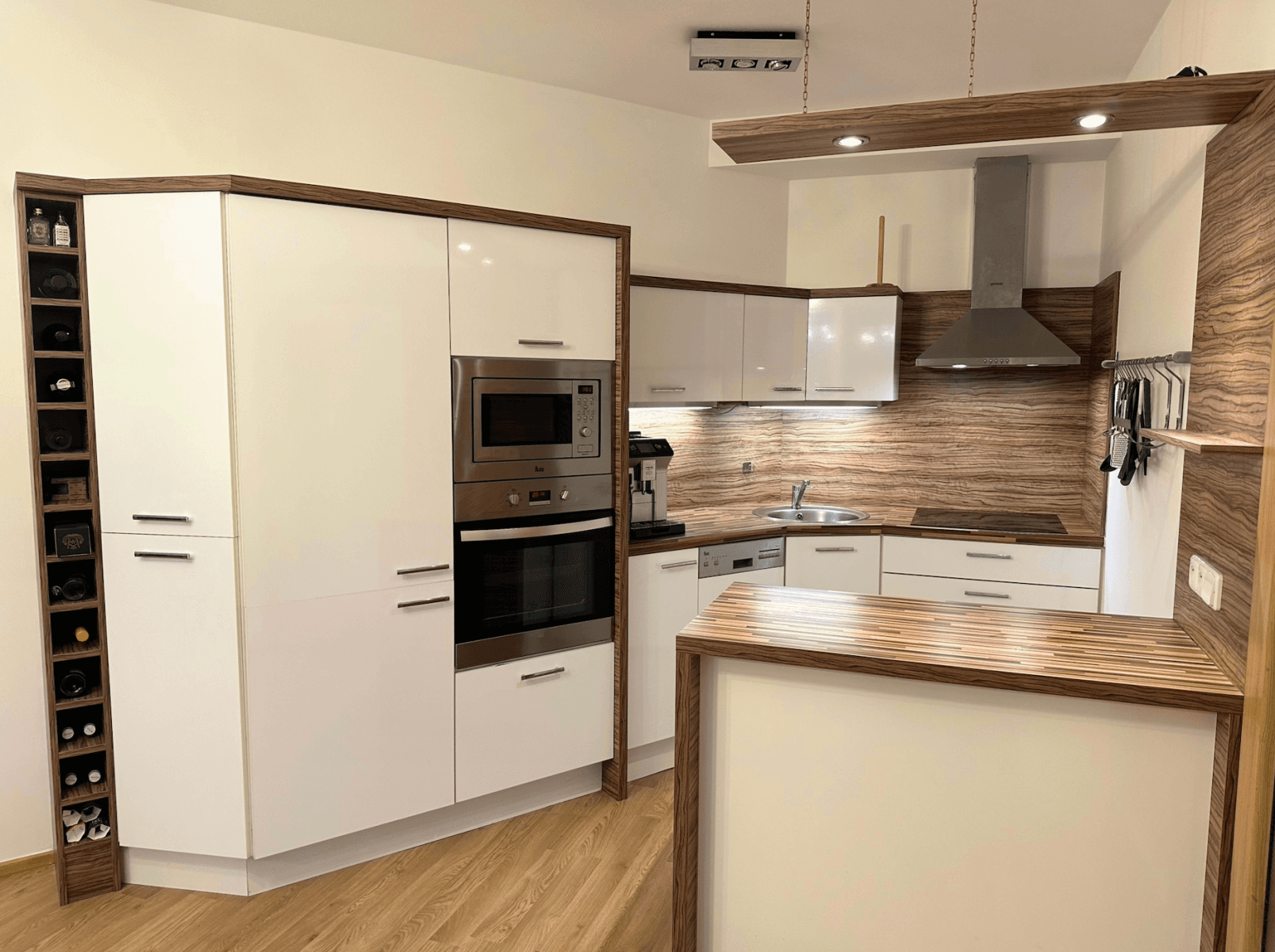 1 bedroom with open-plan kitchen flat to rent, 64 m², Tulešická, Prague, Prague 1 bedroom with open-plan kitchen flat to rent, 64 m², Tulešická, Prague, Prague