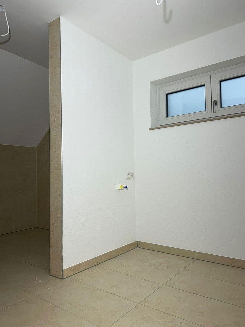 3 bedroom with open-plan kitchen flat to rent, 110 m², Blaubeuren, Baden-Württemberg 3 bedroom with open-plan kitchen flat to rent, 110 m², Blaubeuren, Baden-Württemberg