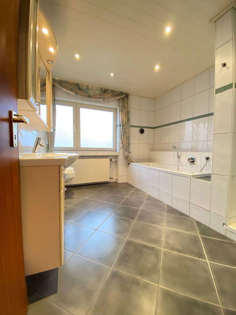 house for sale, 153 m², Bietigheim, Baden-Württemberg house for sale, 153 m², Bietigheim, Baden-Württemberg