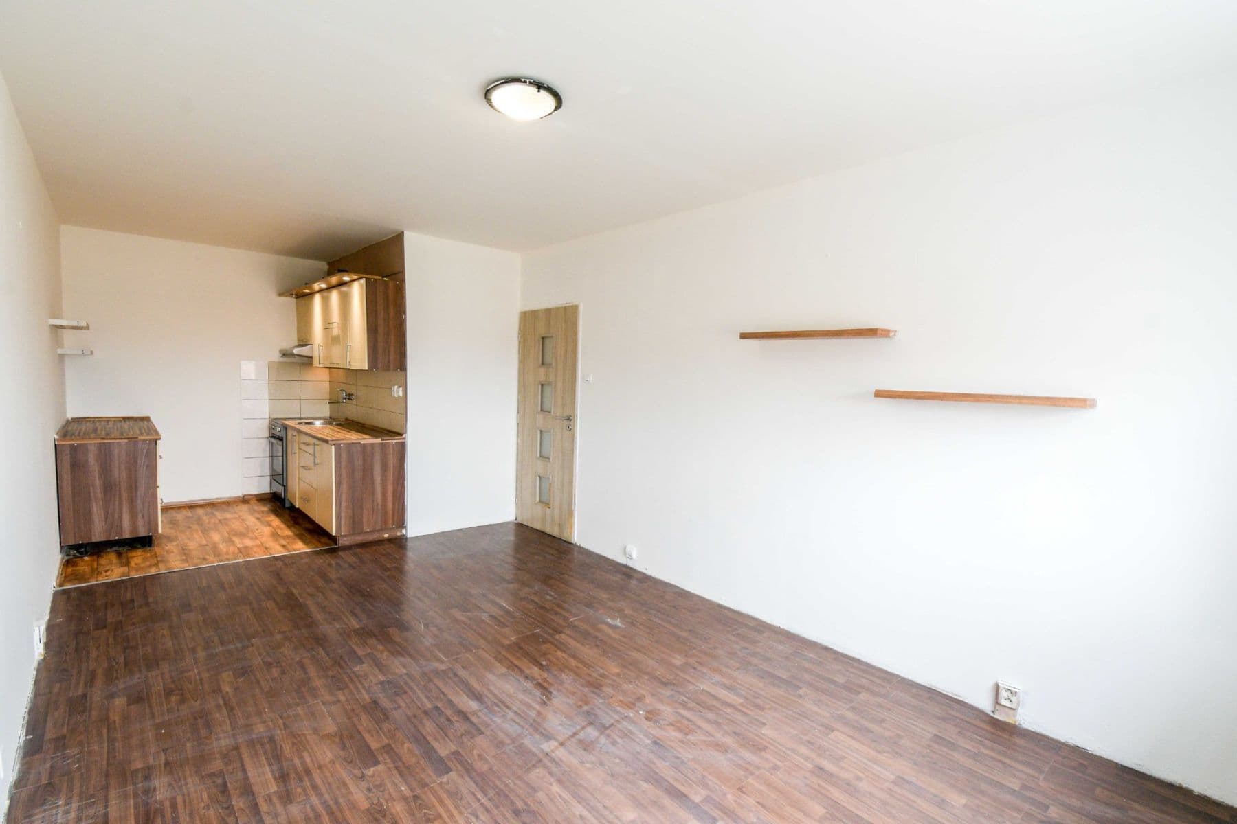 1 bedroom with open-plan kitchen flat for sale, 40 m², Nezvalova, Litoměřice, Ústecký Region 1 bedroom with open-plan kitchen flat for sale, 40 m², Nezvalova, Litoměřice, Ústecký Region