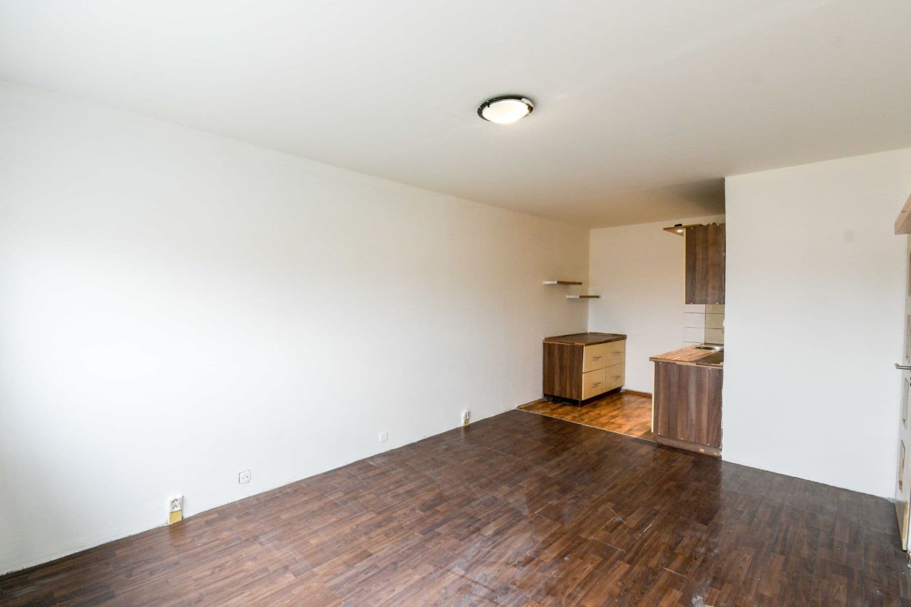 1 bedroom with open-plan kitchen flat for sale, 40 m², Nezvalova, Litoměřice, Ústecký Region 1 bedroom with open-plan kitchen flat for sale, 40 m², Nezvalova, Litoměřice, Ústecký Region