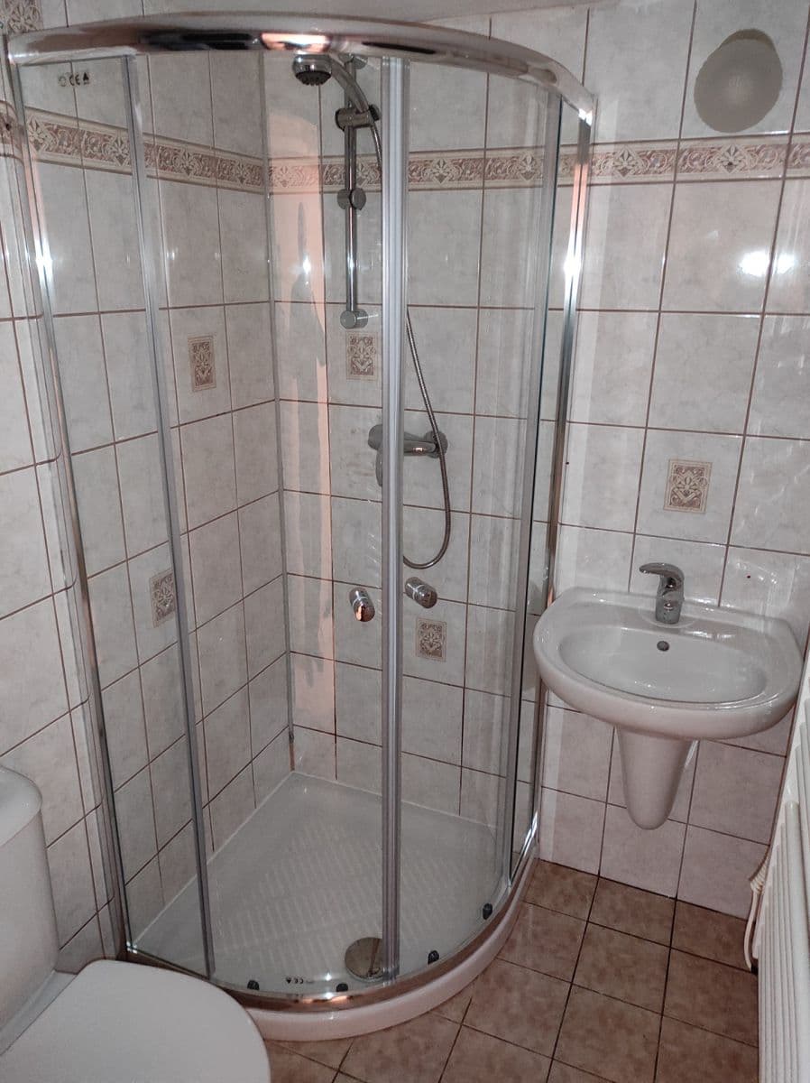 2 bedroom flat to rent, 45 m², Huberova, Prague, Prague 2 bedroom flat to rent, 45 m², Huberova, Prague, Prague