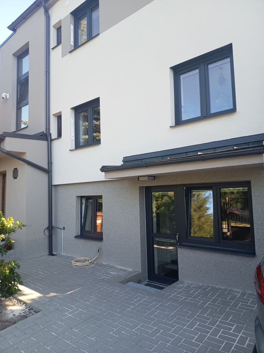2 bedroom flat to rent, 45 m², Huberova, Prague, Prague 2 bedroom flat to rent, 45 m², Huberova, Prague, Prague