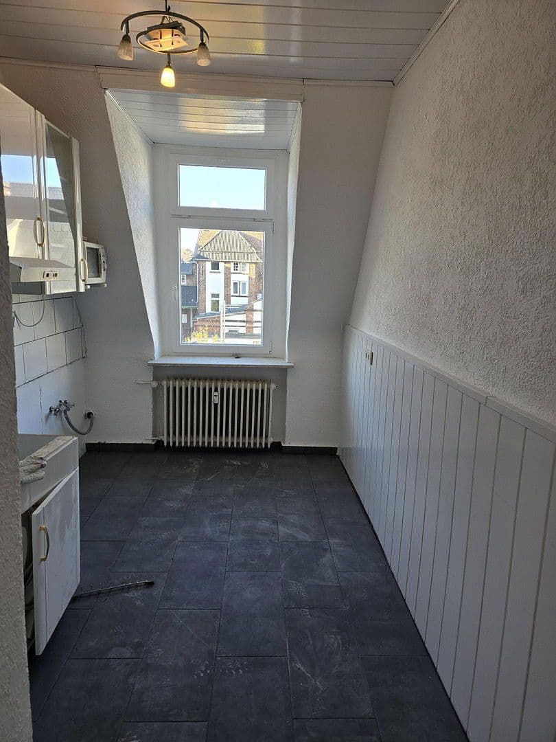 4 bedroom flat to rent, 75 m², Wiescherstraße 9, Wuppertal, North Rhine-Westphalia 4 bedroom flat to rent, 75 m², Wiescherstraße 9, Wuppertal, North Rhine-Westphalia