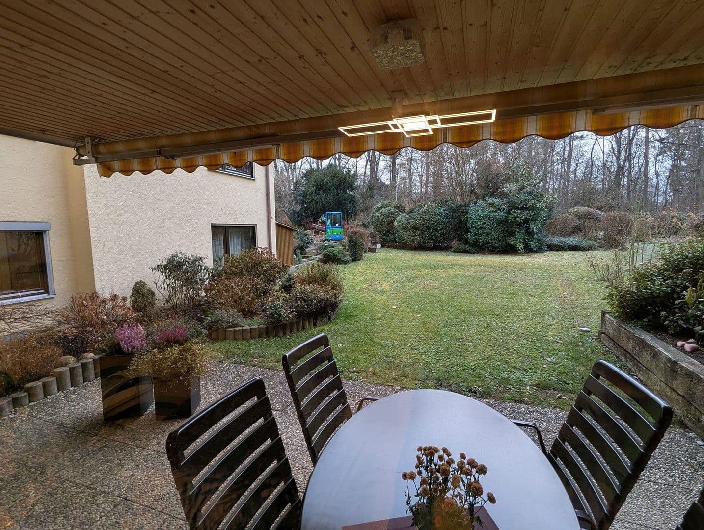 3 bedroom with open-plan kitchen flat for sale, 93 m², Filderstadt, Baden-Württemberg 3 bedroom with open-plan kitchen flat for sale, 93 m², Filderstadt, Baden-Württemberg