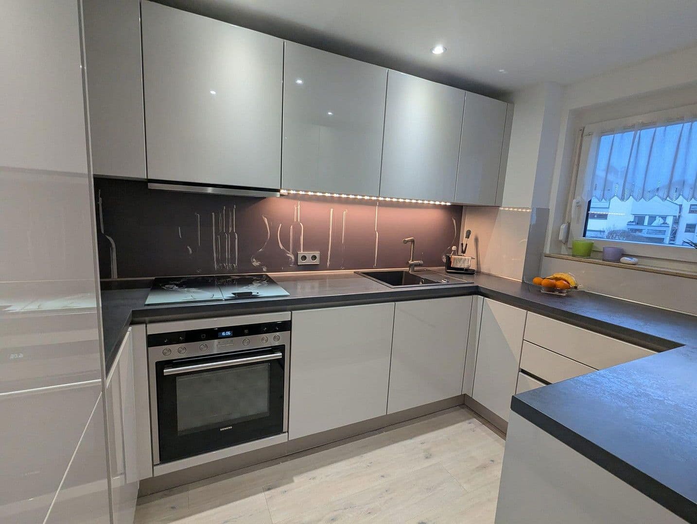 3 bedroom with open-plan kitchen flat for sale, 93 m², Filderstadt, Baden-Württemberg 3 bedroom with open-plan kitchen flat for sale, 93 m², Filderstadt, Baden-Württemberg