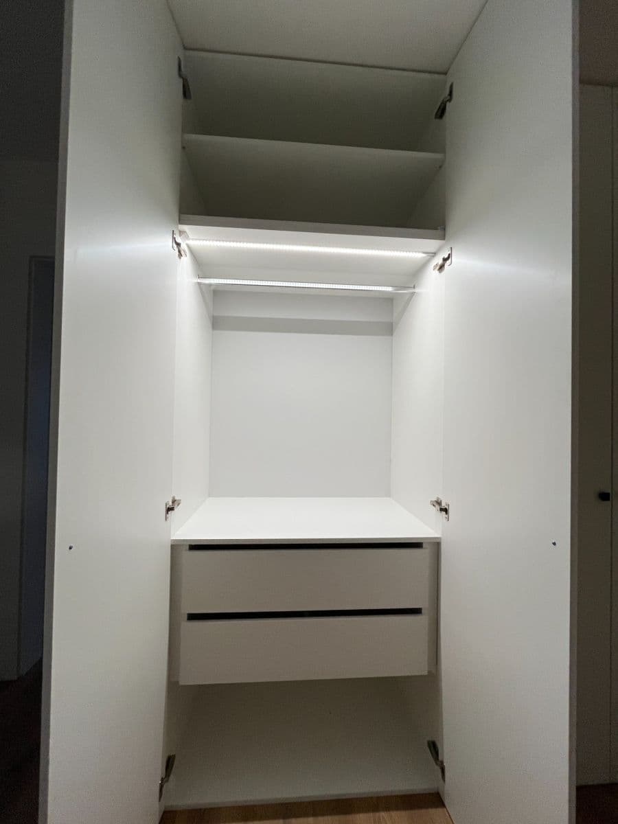 2 bedroom with open-plan kitchen flat to rent, 63 m², Komárovská, Brno, Jihomoravský Region 2 bedroom with open-plan kitchen flat to rent, 63 m², Komárovská, Brno, Jihomoravský Region