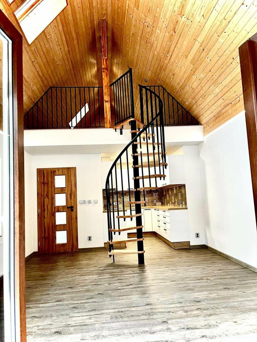 house for sale, 107 m², Petroupim, Středočeský Region house for sale, 107 m², Petroupim, Středočeský Region