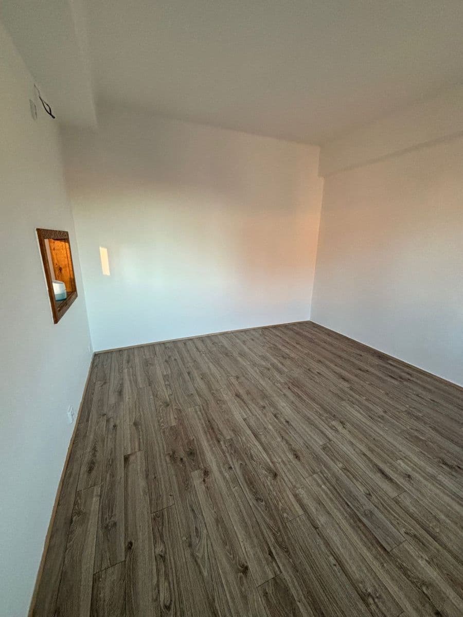 1 bedroom with open-plan kitchen flat to rent, 50 m², K. H. Máchy, Příbram, Středočeský Region 1 bedroom with open-plan kitchen flat to rent, 50 m², K. H. Máchy, Příbram, Středočeský Region