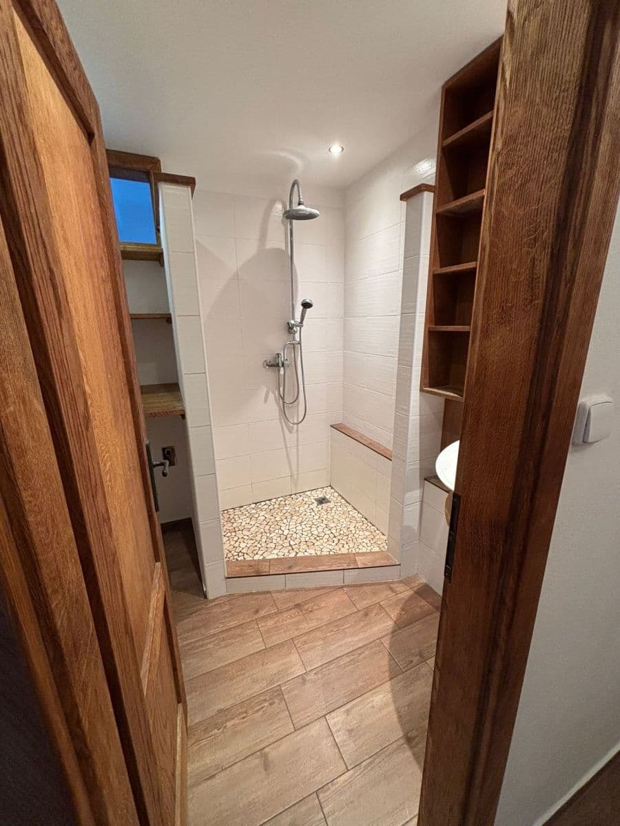 1 bedroom with open-plan kitchen flat to rent, 50 m², K. H. Máchy, Příbram, Středočeský Region 1 bedroom with open-plan kitchen flat to rent, 50 m², K. H. Máchy, Příbram, Středočeský Region