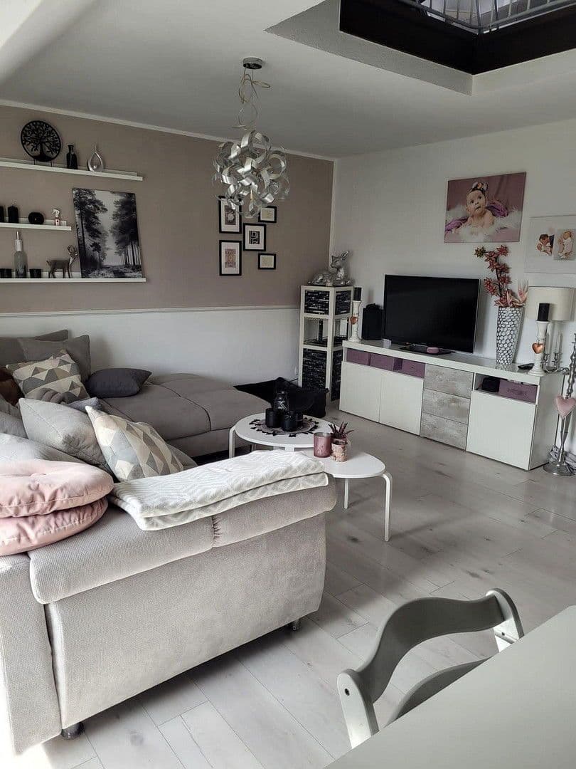 1 bedroom with open-plan kitchen flat to rent, 80 m², Gonellastrasse 54, Meerbusch, North Rhine-Westphalia 1 bedroom with open-plan kitchen flat to rent, 80 m², Gonellastrasse 54, Meerbusch, North Rhine-Westphalia