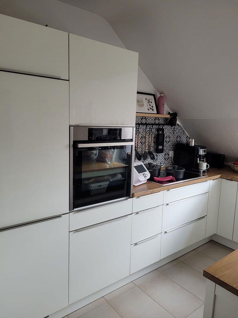 1 bedroom with open-plan kitchen flat to rent, 80 m², Gonellastrasse 54, Meerbusch, North Rhine-Westphalia 1 bedroom with open-plan kitchen flat to rent, 80 m², Gonellastrasse 54, Meerbusch, North Rhine-Westphalia