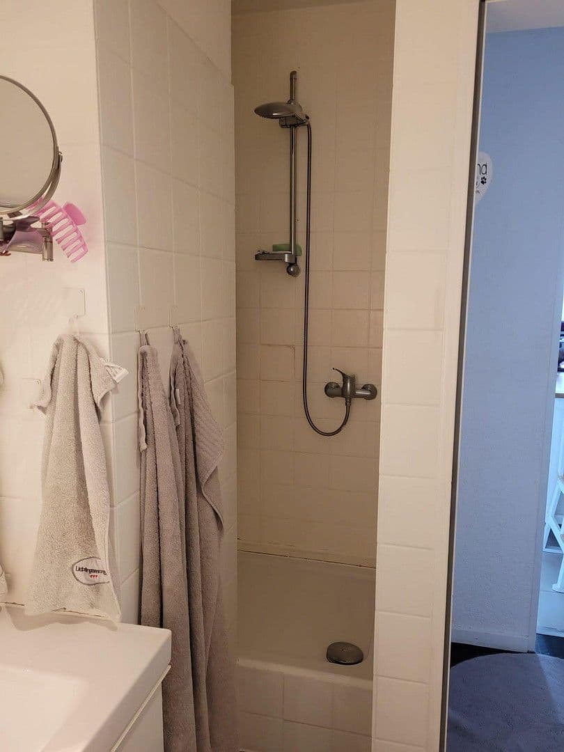 1 bedroom with open-plan kitchen flat to rent, 80 m², Gonellastrasse 54, Meerbusch, North Rhine-Westphalia 1 bedroom with open-plan kitchen flat to rent, 80 m², Gonellastrasse 54, Meerbusch, North Rhine-Westphalia